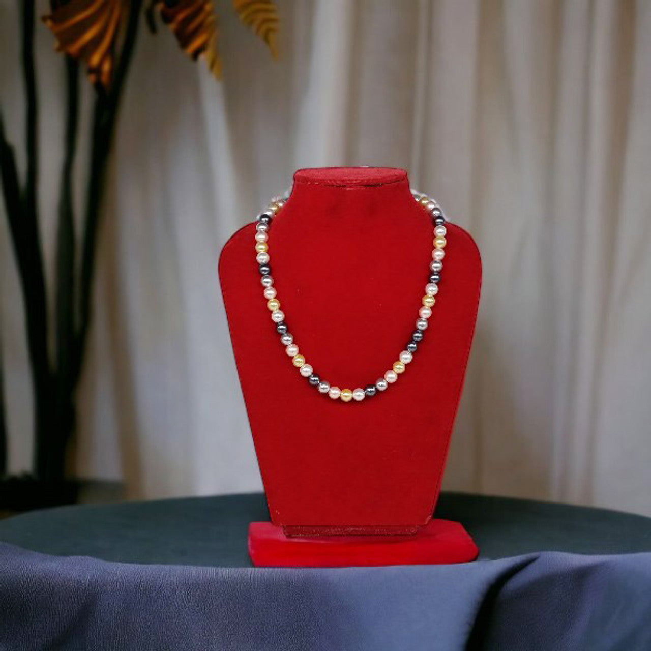 Stylish Multi-Tone Pearl Necklace