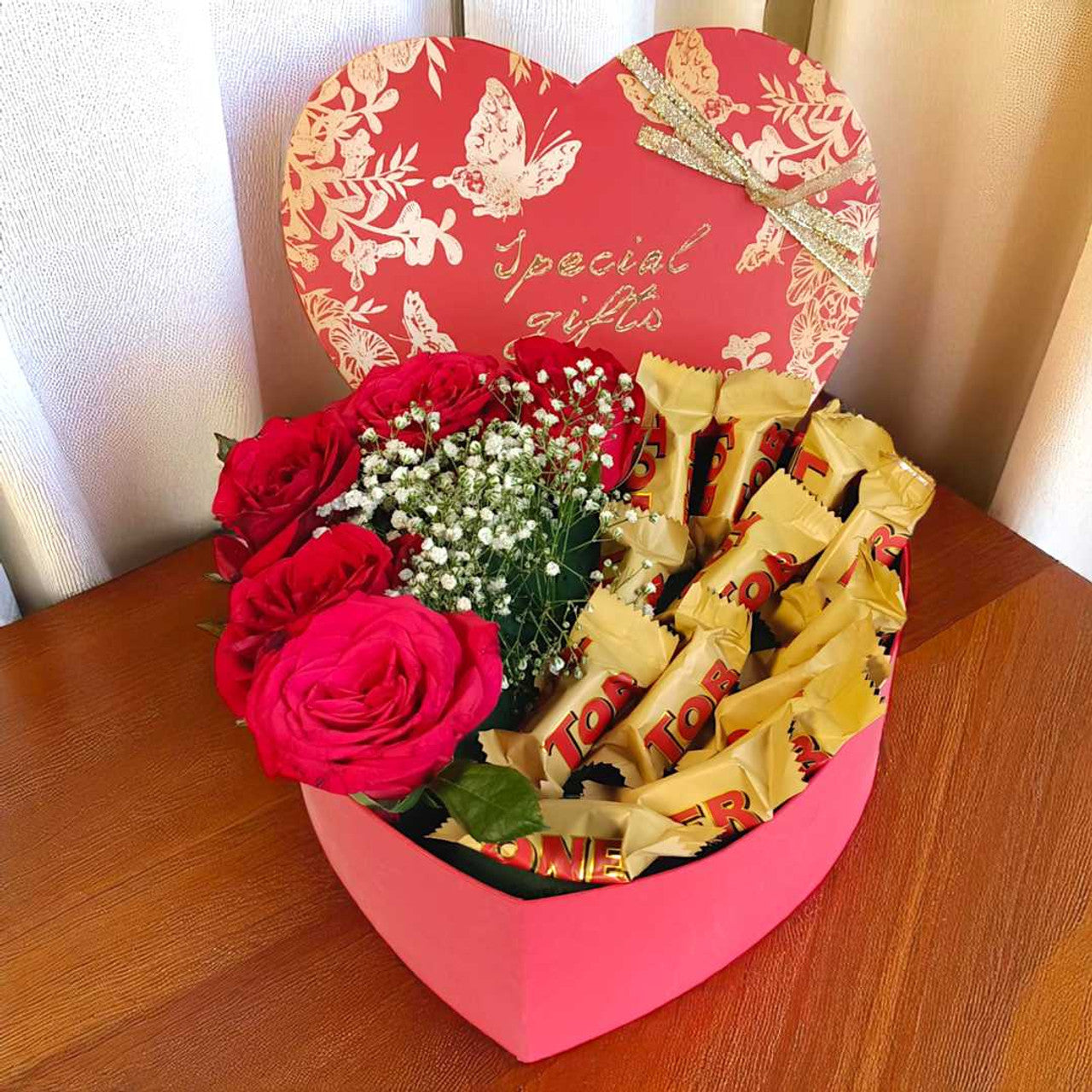 Roses & Toblerone Chocolates Hamper