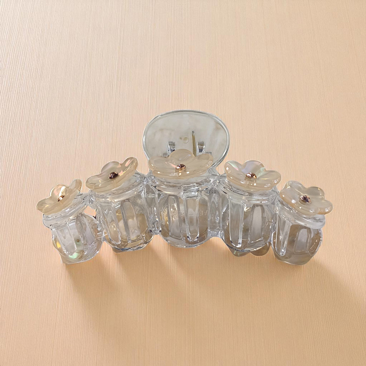 Floral Sparkle Hair Clip – Cream