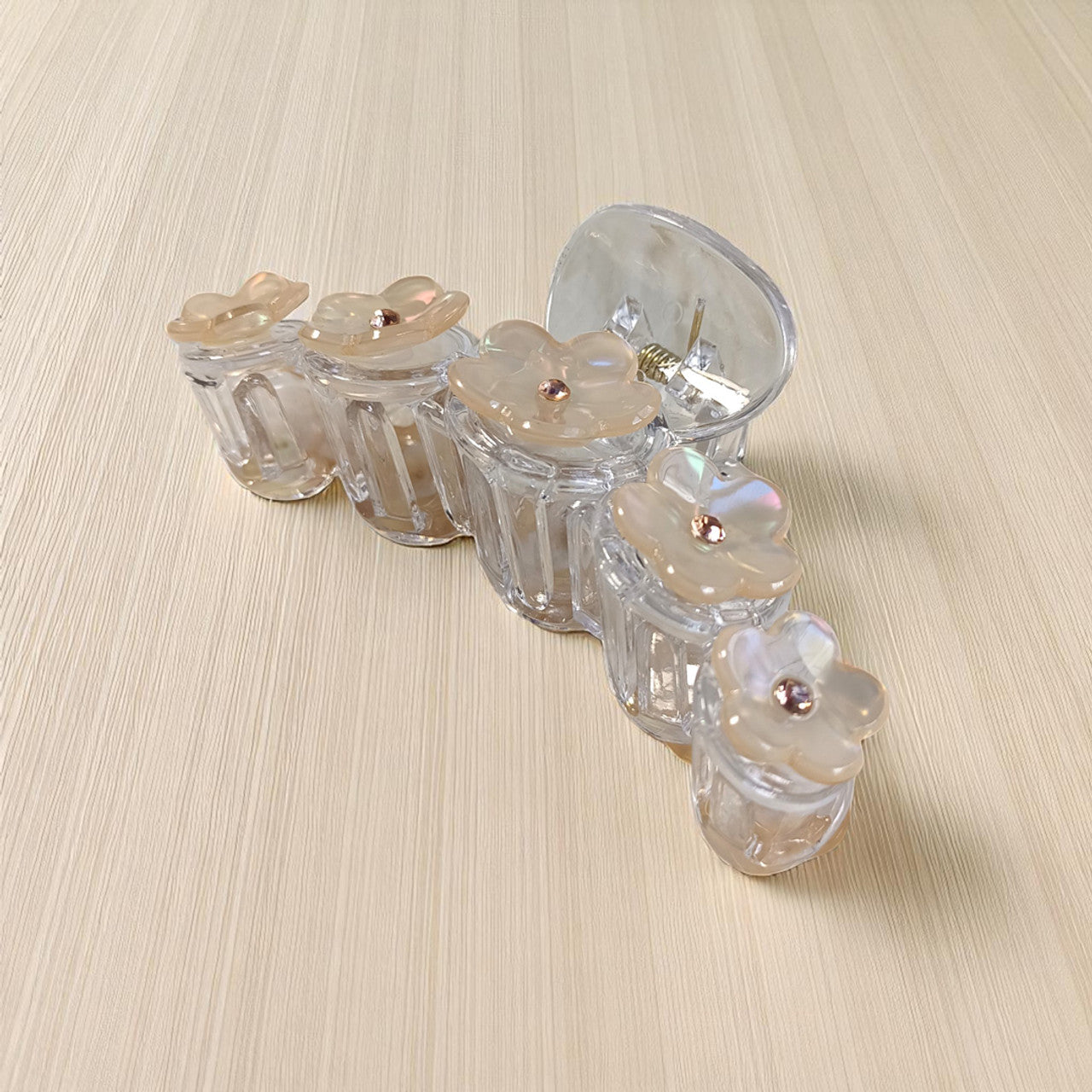 Floral Sparkle Hair Clip – Cream