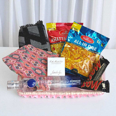 Premium Gift Box with Whisky & Goodies For Dad