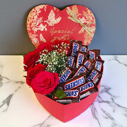 Roses & Snickers Hamper