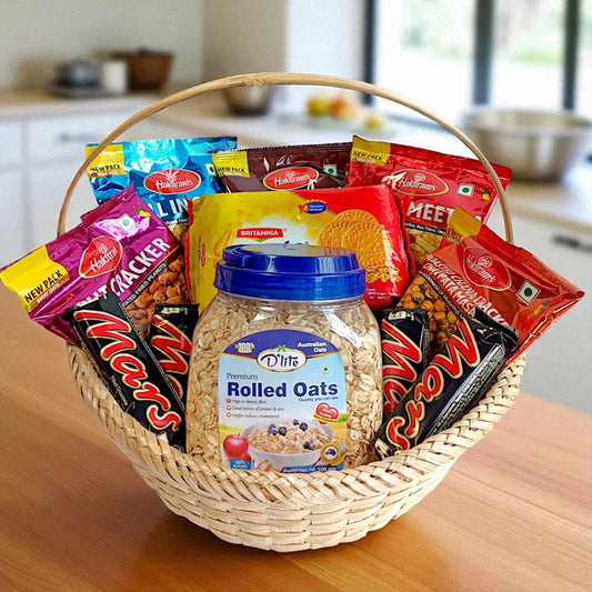 Snack Delight Basket