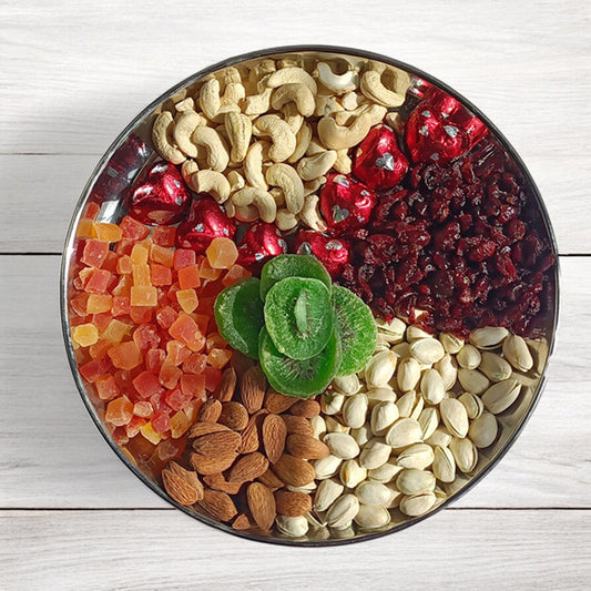 Father’s Day Hamper with Dry Nuts, Fruits & Chocolates