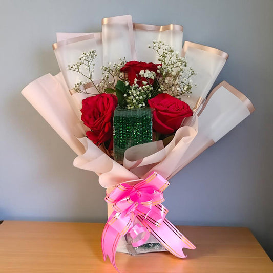 Green Bangles & Roses In Bouquet - GiftstoNepal.com | GTN